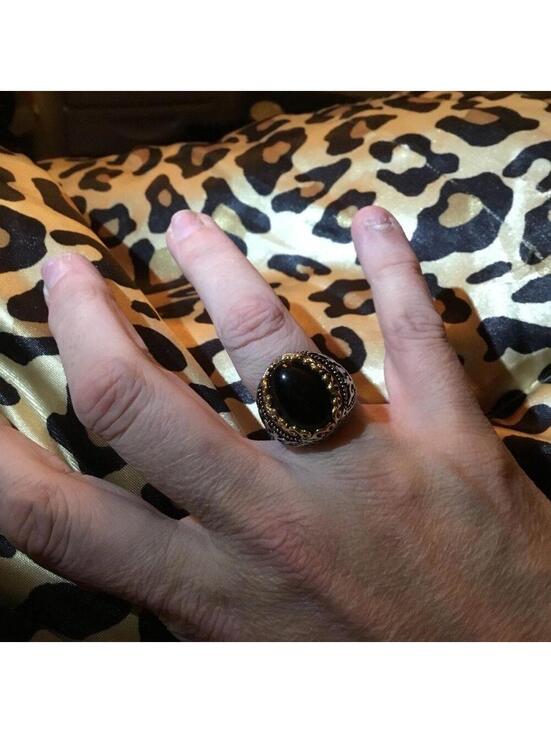 Jewelry - Regal Black Ring 8.5